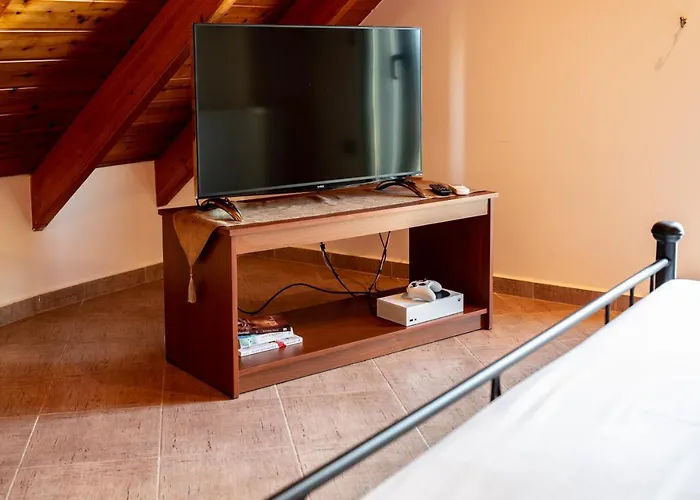 Appartamento Cielo Alto Penthouse - 4 Bedrooms, Sleeps 10 *