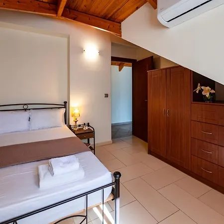 Lejlighed Cielo Alto Penthouse - 4 Bedrooms, Sleeps 10 Argostoli (Kefalonia)