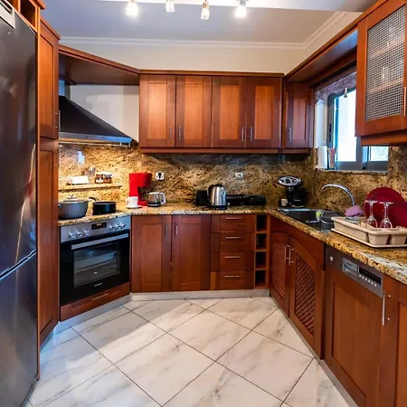 Cielo Alto Penthouse - 4 Bedrooms, Sleeps 10 Apartman Argosztóli