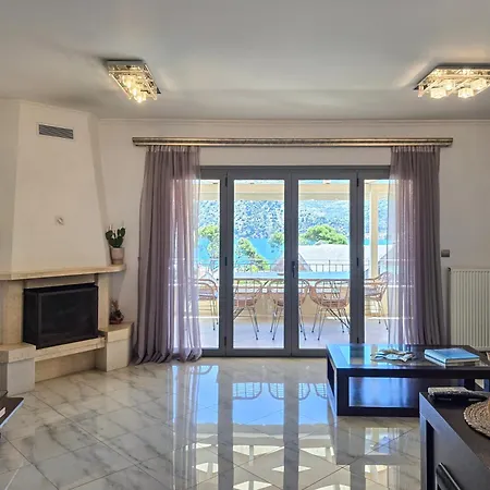 Cielo Alto Penthouse - 4 Bedrooms, Sleeps 10 Appartement Argostoli (Kefalonia)