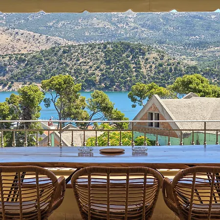 Appartement Cielo Alto Penthouse - 4 Bedrooms, Sleeps 10 Argostoli (Kefalonia)
