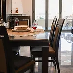 Cielo Alto Penthouse - 4 Bedrooms, Sleeps 10 * 阿尔戈斯托利翁