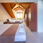 Cielo Alto Penthouse - 4 Bedrooms, Sleeps 10 公寓 阿尔戈斯托利翁