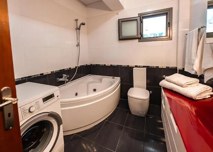 Cielo Alto Penthouse - 4 Bedrooms, Sleeps 10 アパート *